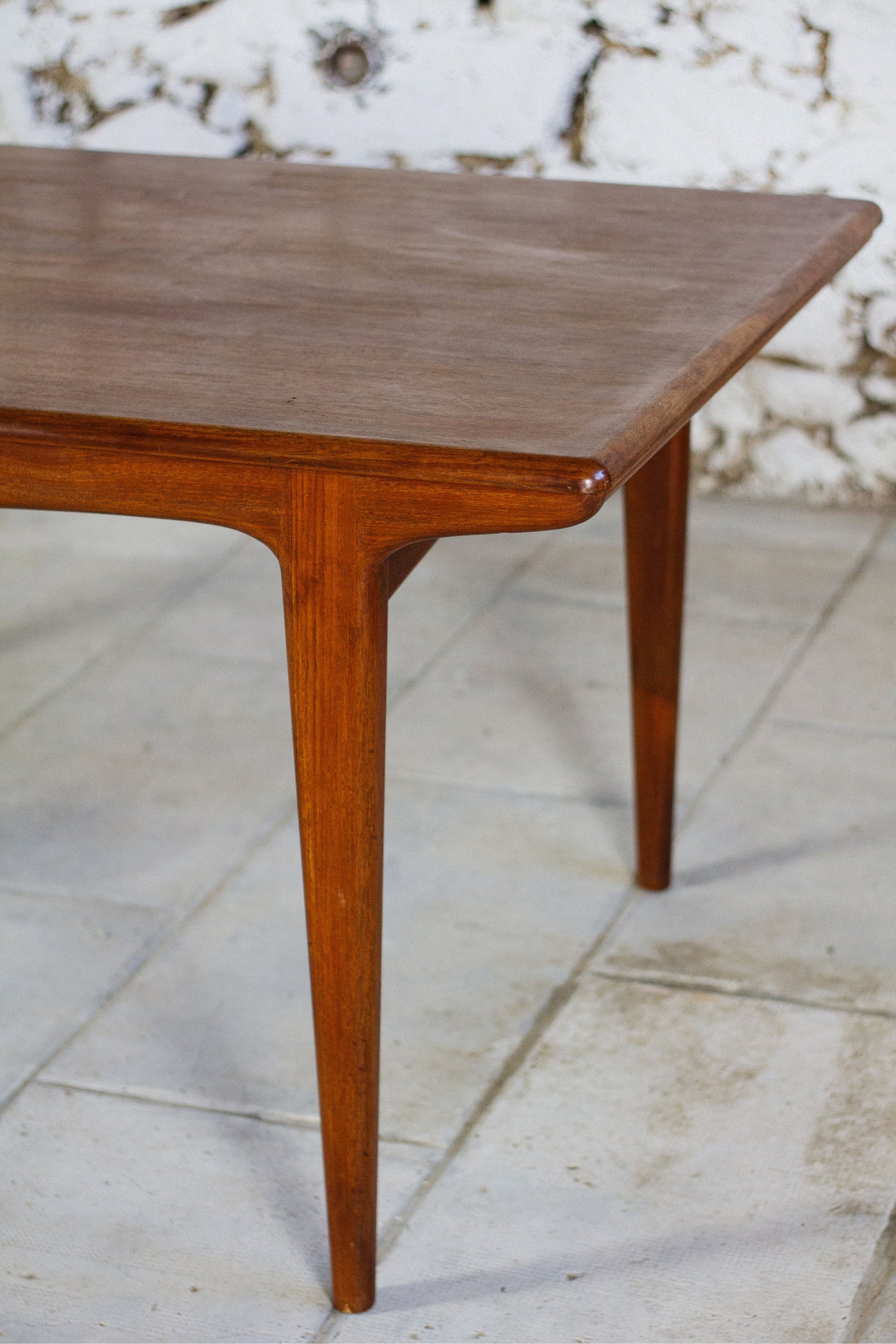 Table scandinave en teck avec rallonges par Johannes Andersen, 1960