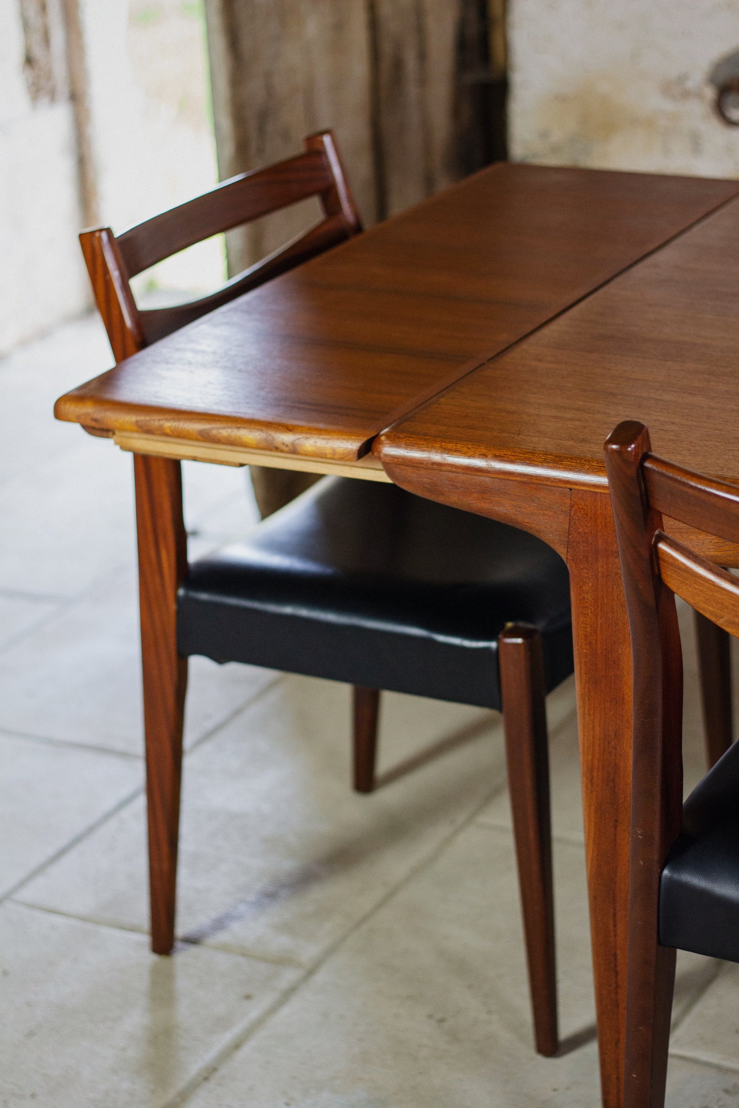 Table scandinave en teck avec rallonges par Johannes Andersen, 1960