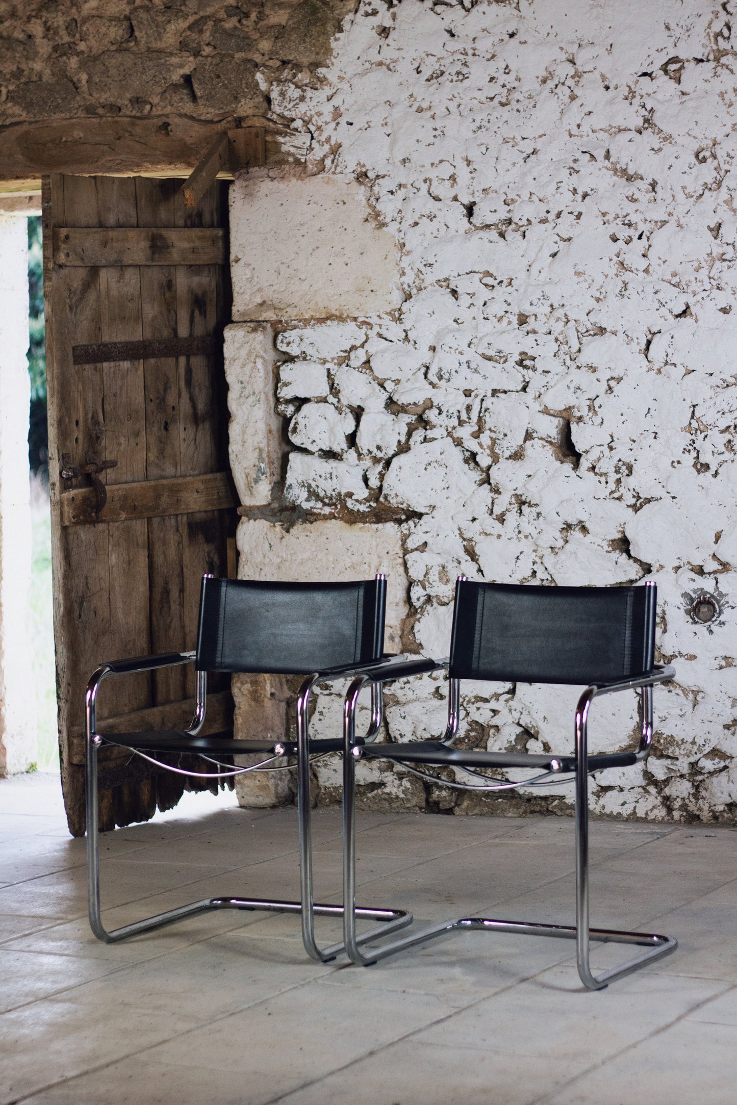 Paire de fauteuils cantilever dans le goût de Marcel Breuer, 1970