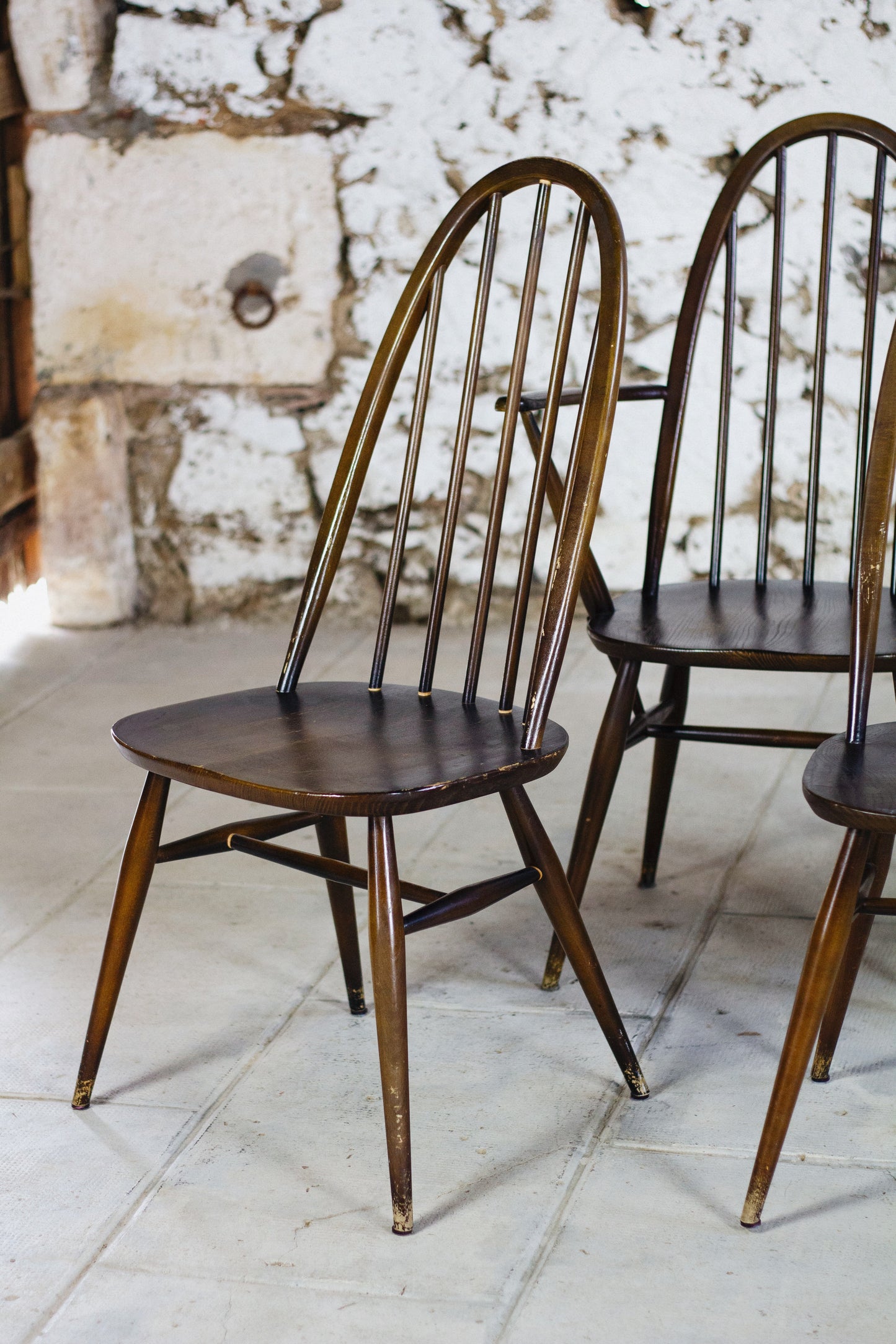 Fauteuils et chaises Ercol modèle "QUAKER", 1960