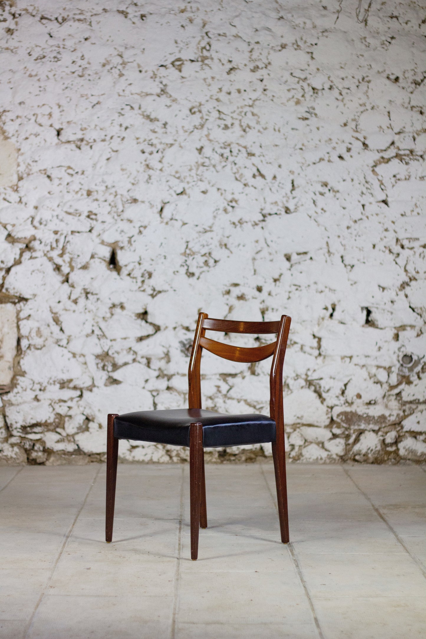 Chaise scandinave en teck et skaï, 1960
