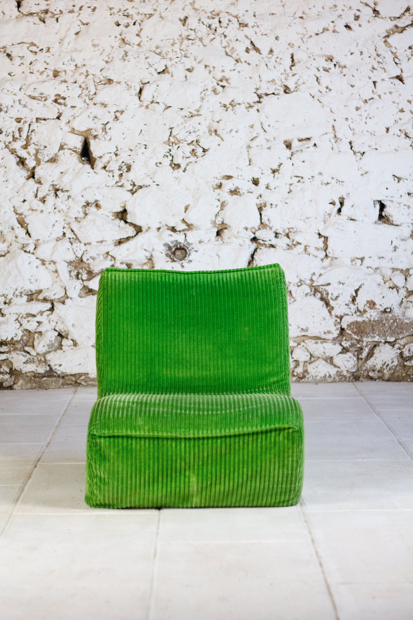 Chauffeuse vintage velours côtelé vert, 1970