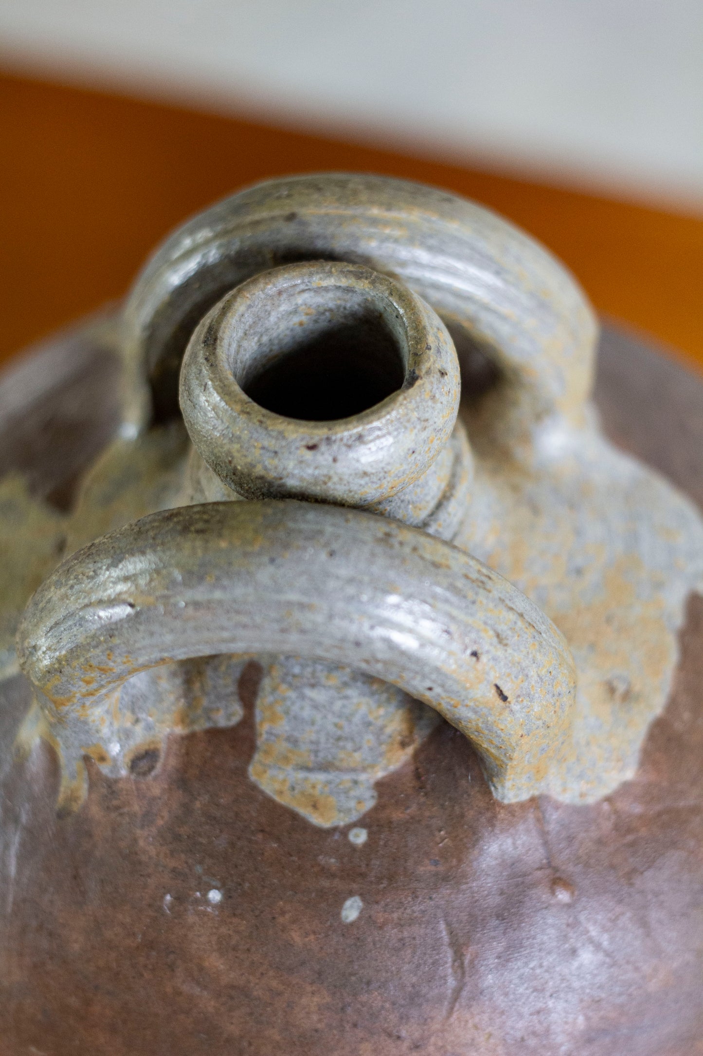Jarre ancienne en terre cuite, fin XIXe - début XXe