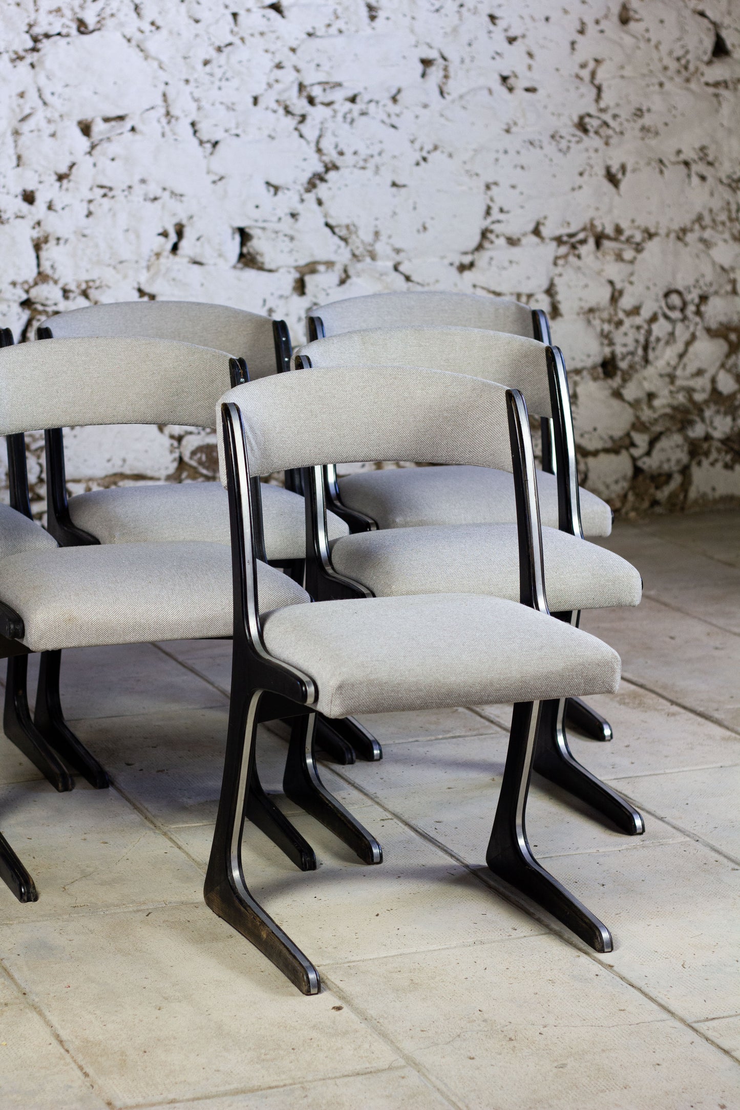 Lot de 5 chaises Kangourou Baumann, 1960