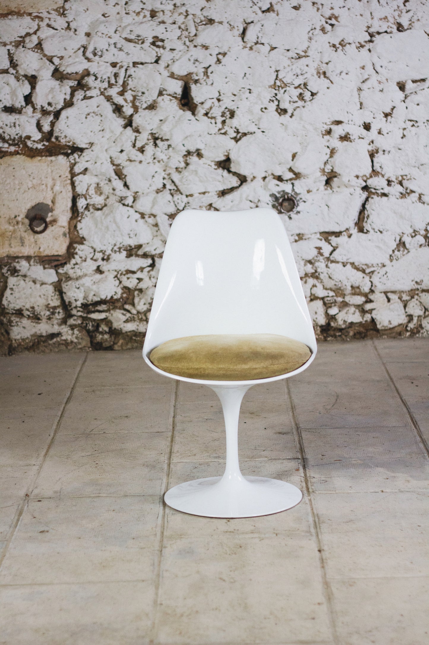 Chaise tulipe par Eero Saarinen pour KNOLL, 1960