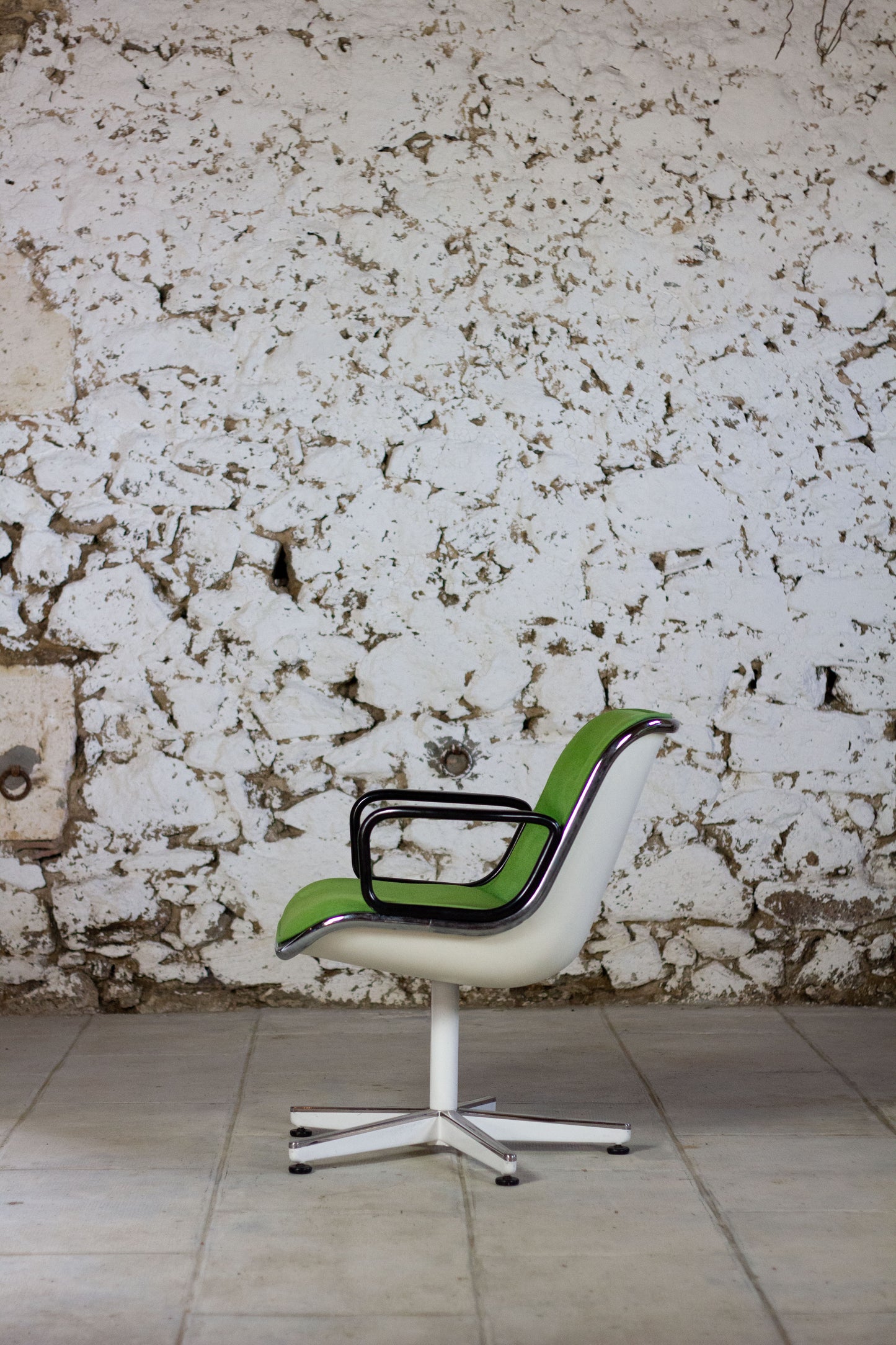 Fauteuil "Executive" vert par Charles Pollock pour Knoll, 1960