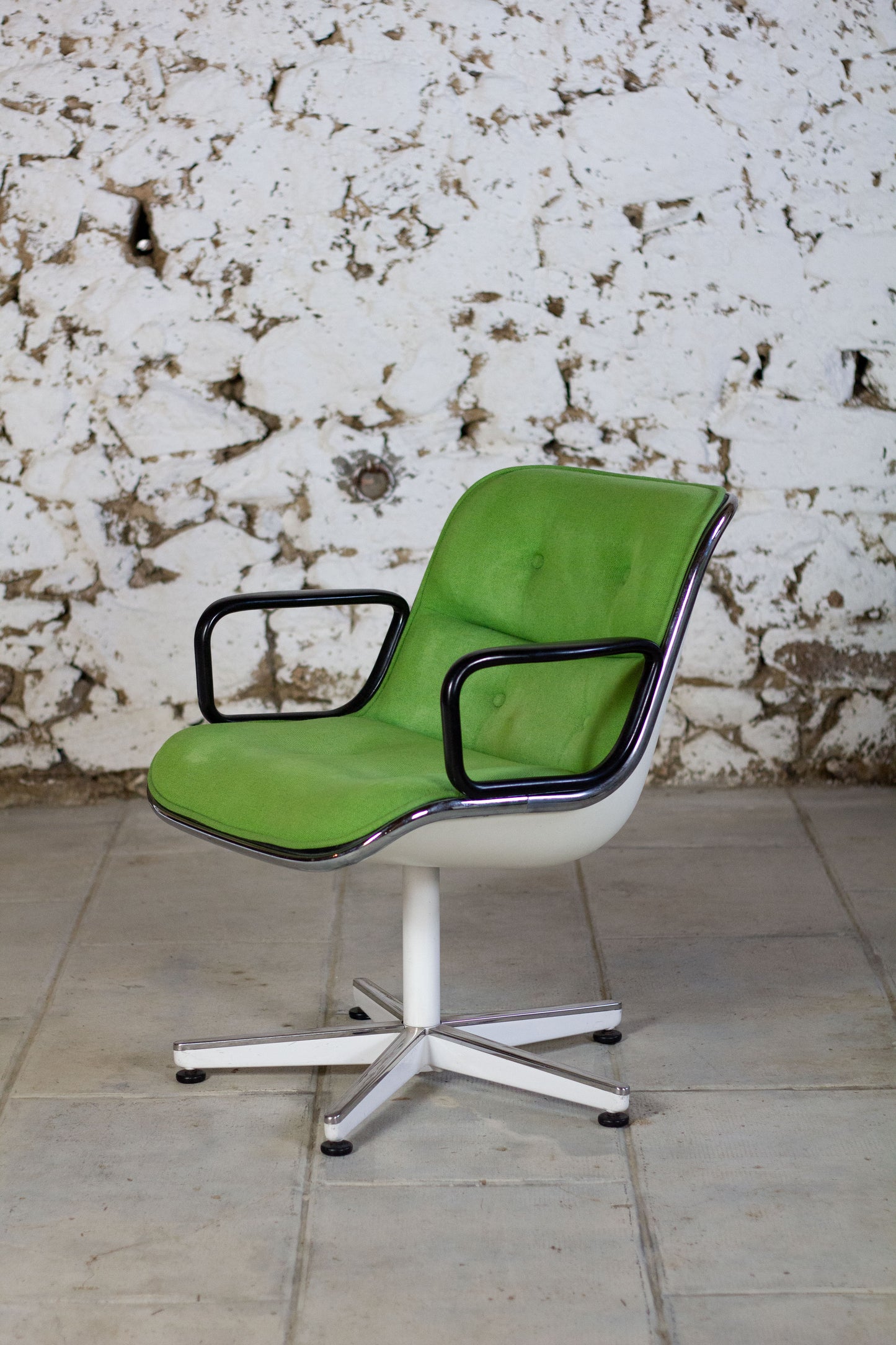 Fauteuil "Executive" vert par Charles Pollock pour Knoll, 1960
