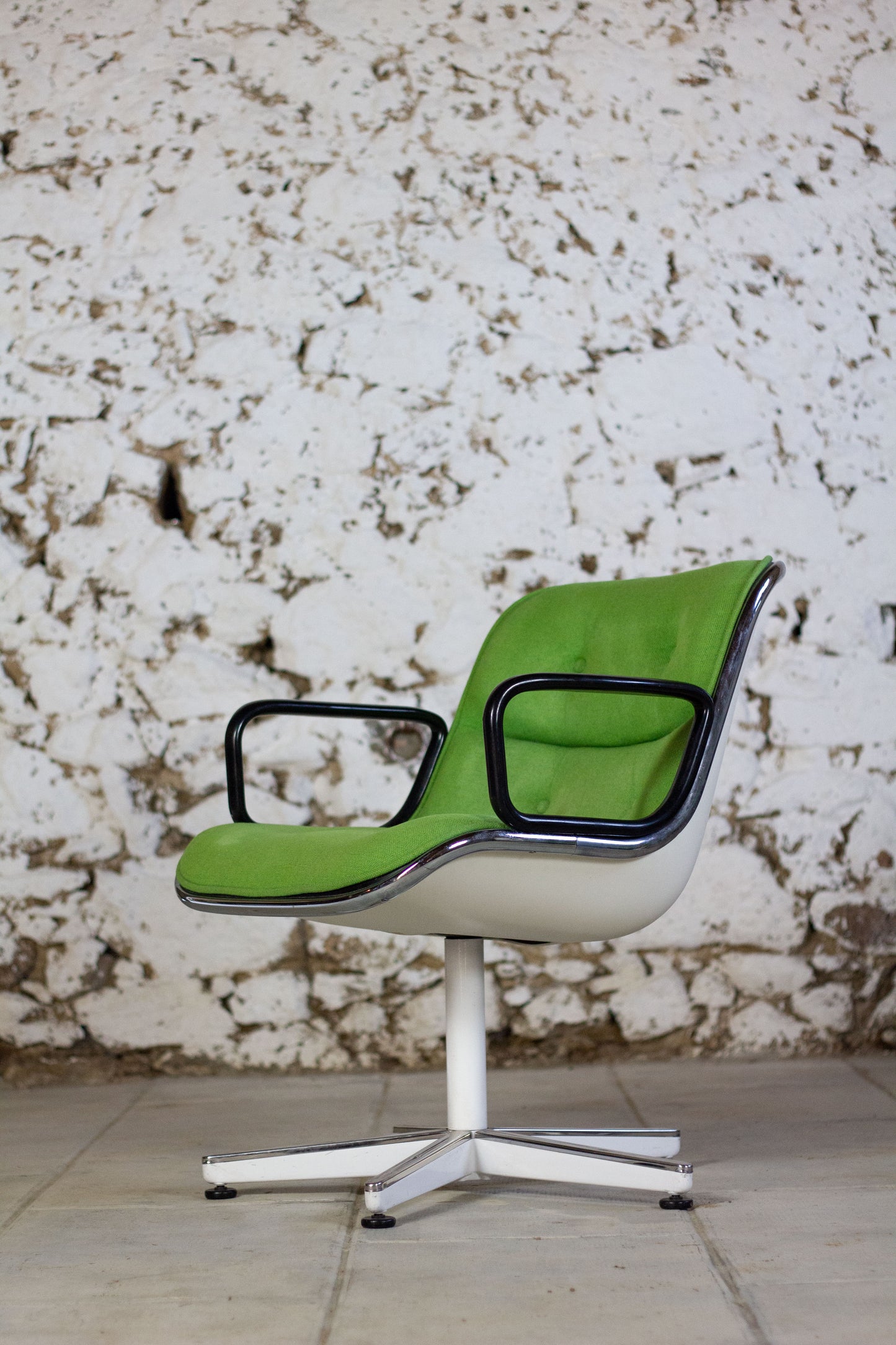 Fauteuil "Executive" vert par Charles Pollock pour Knoll, 1960