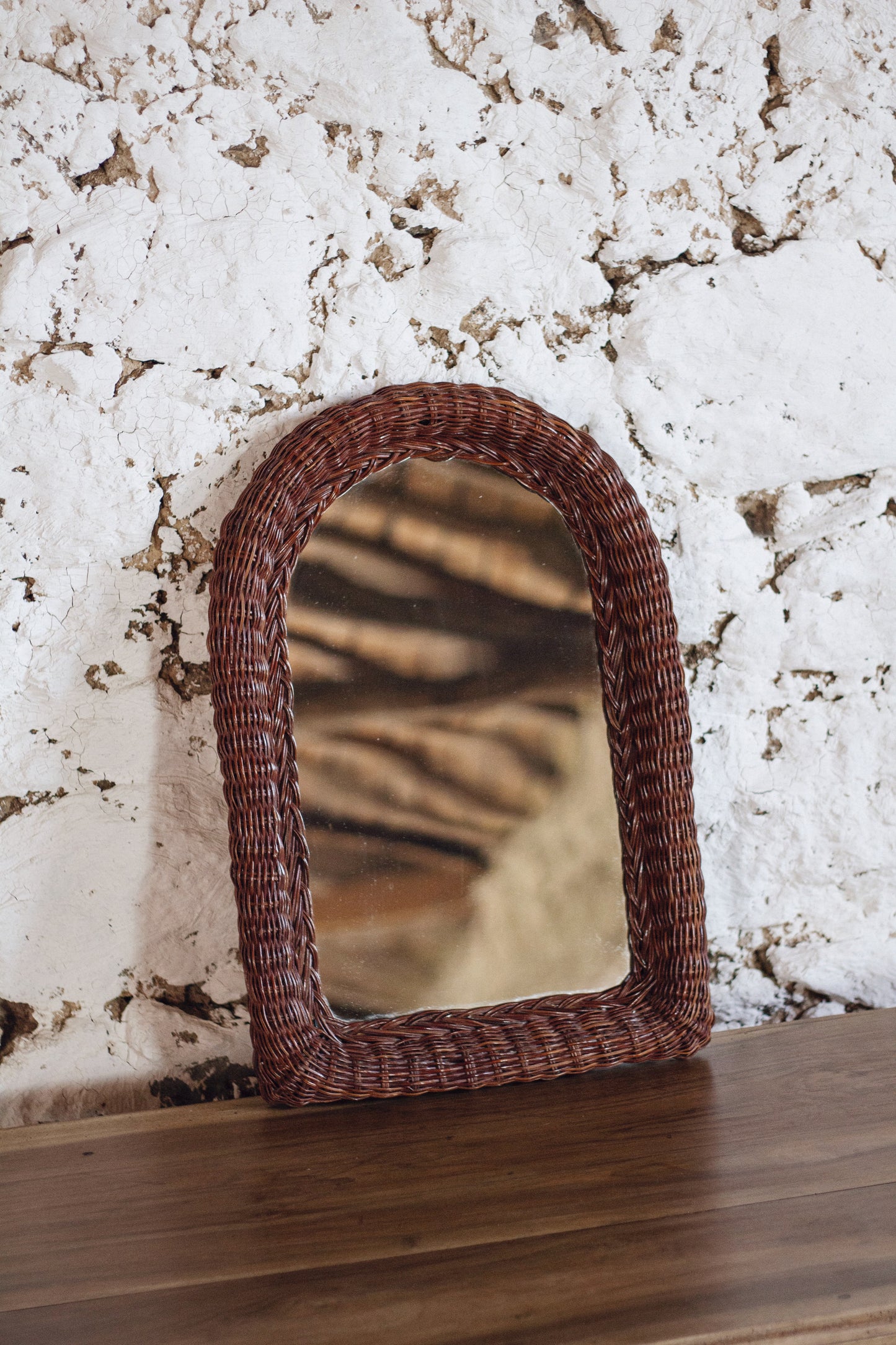 Miroir en osier tressé espagnol, 1960
