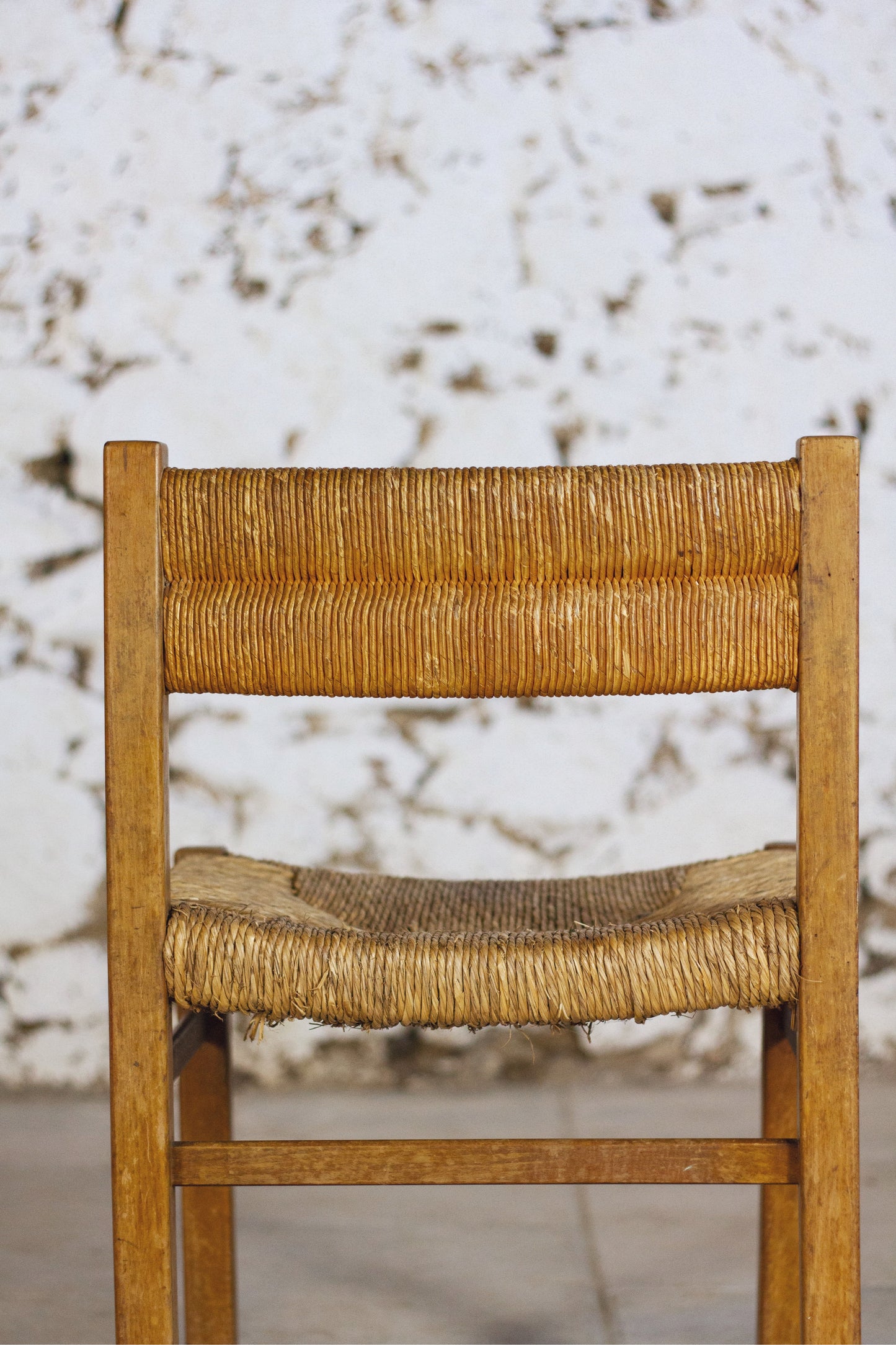 4 chaises en paille "Week-end" par Pierre Gauthier Delaye, 1950