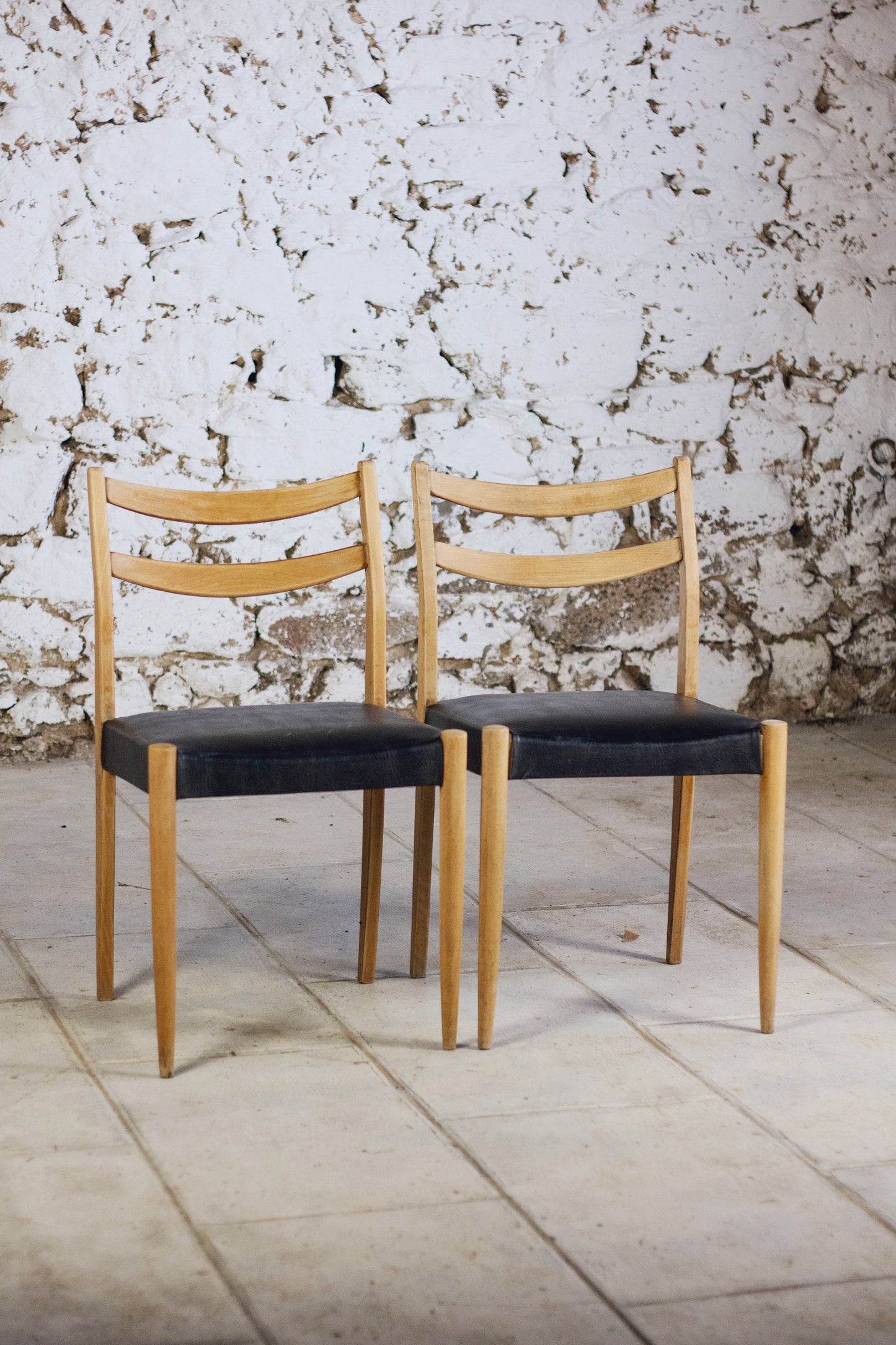 Chaise scandinave vintage en teck et skaï, 1960