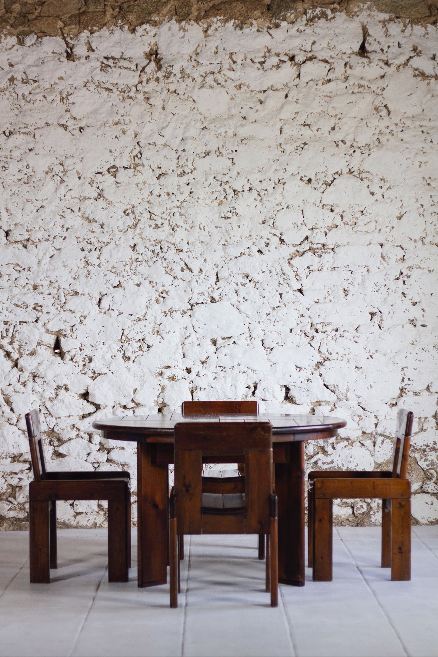 Ensemble table extensible et 5 chaises Silvio Coppola, 1970
