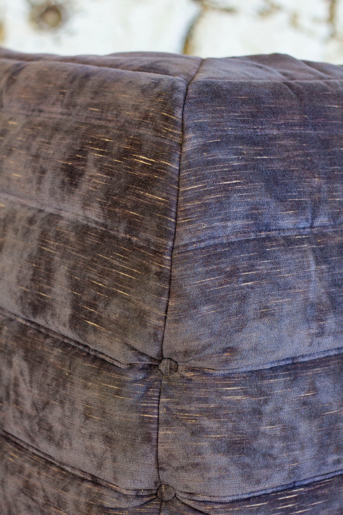 Chauffeuse d'angle Togo aubergine par Michel Ducaroy pour Ligne Roset
