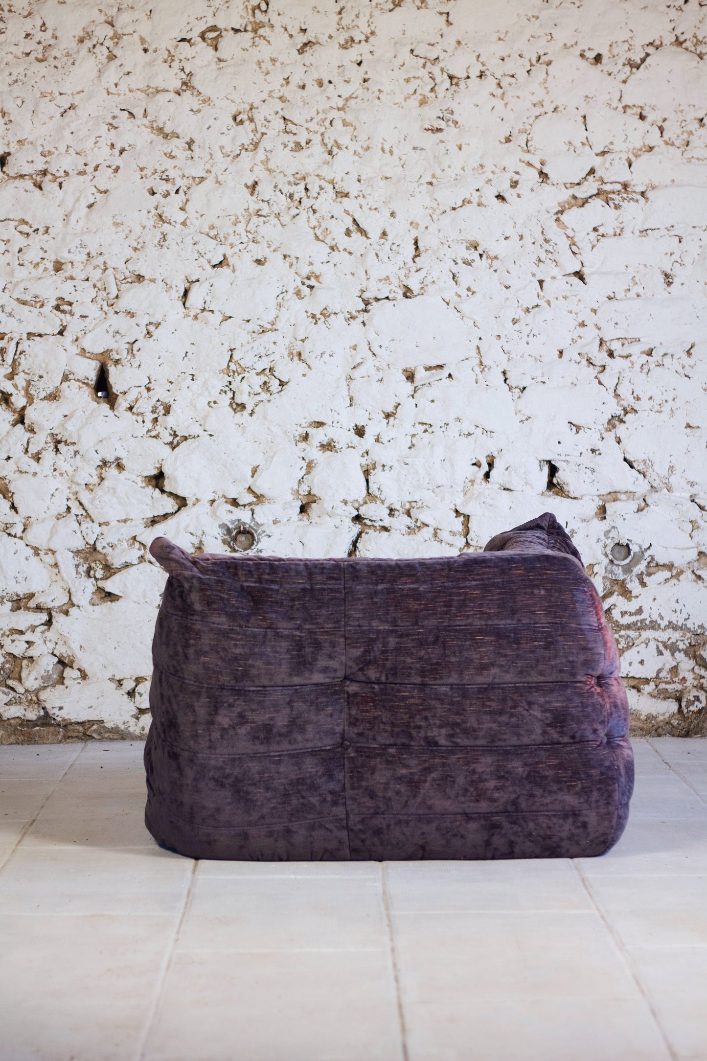 Chauffeuse d'angle Togo aubergine par Michel Ducaroy pour Ligne Roset