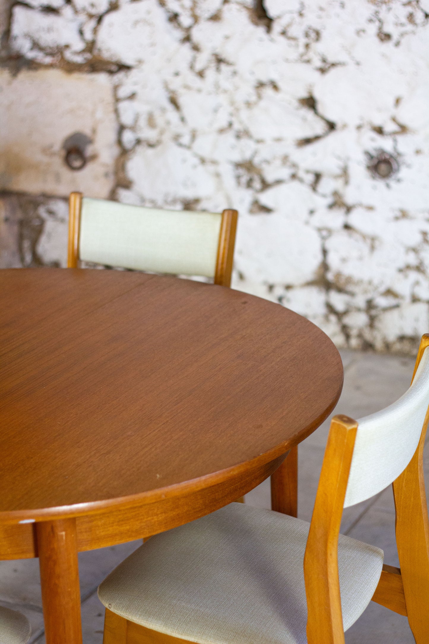 Table ronde vintage extensible en teck, 1960