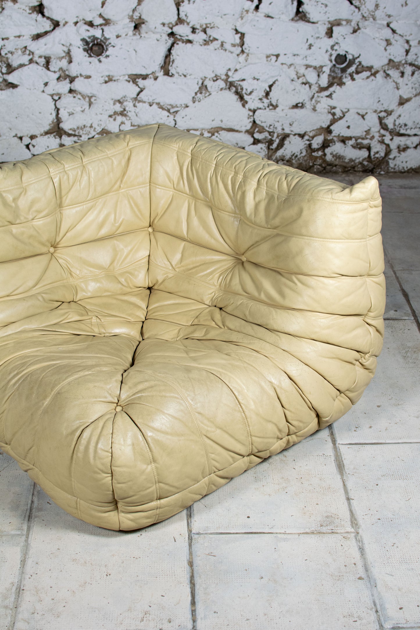 Fauteuil d'angle Togo par Michel Ducaroy, LIGNE ROSET
