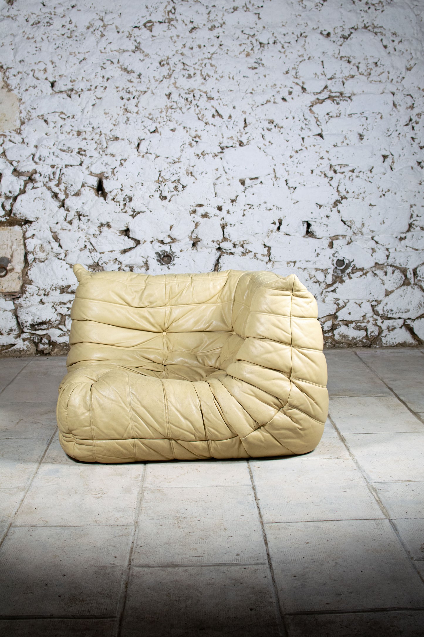Fauteuil d'angle Togo par Michel Ducaroy, LIGNE ROSET
