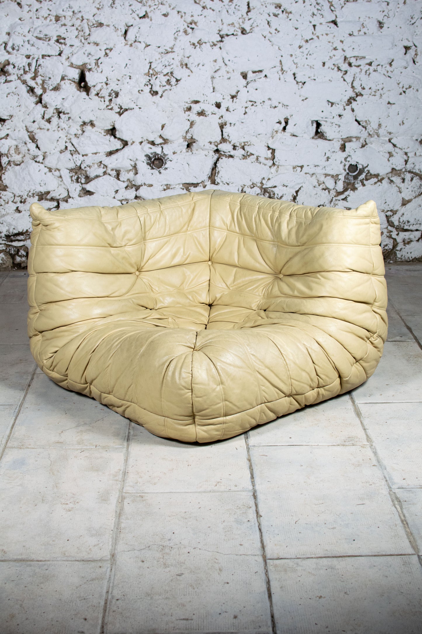 Fauteuil d'angle Togo par Michel Ducaroy, LIGNE ROSET
