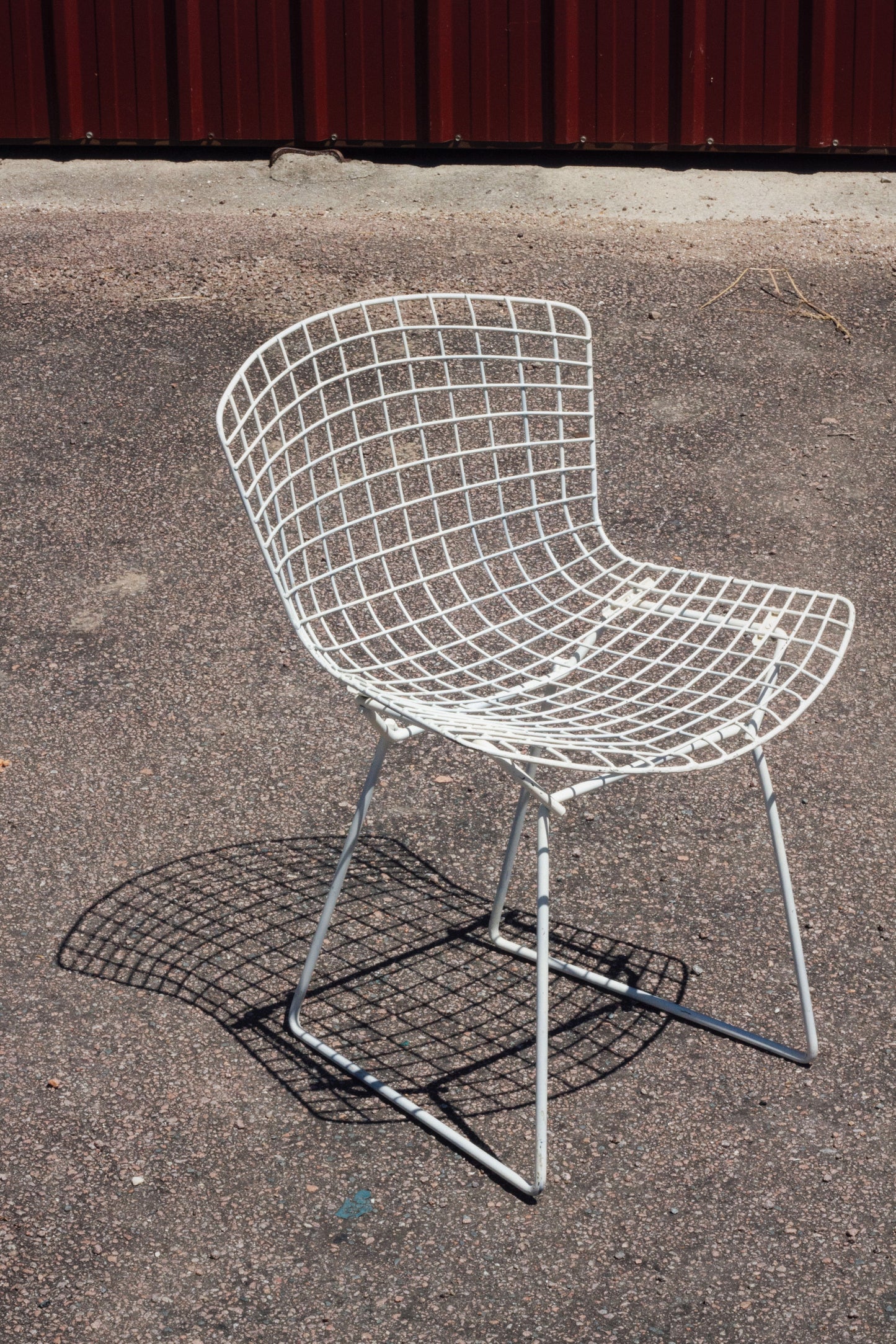 Chaise Wire blanche par Harry Bertoia pour Knoll