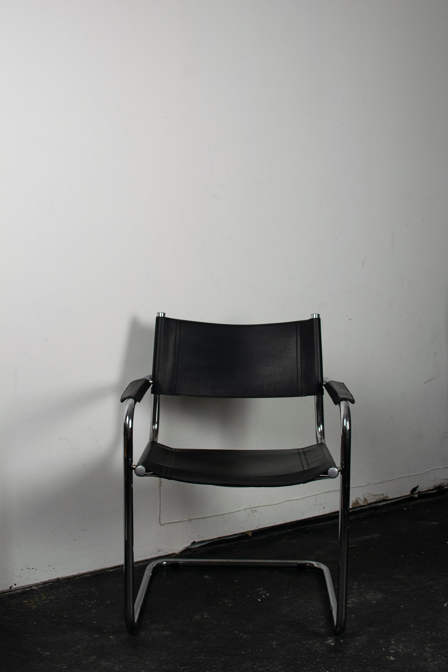 Fauteuil cantilever, Matteo Grassi, 1970