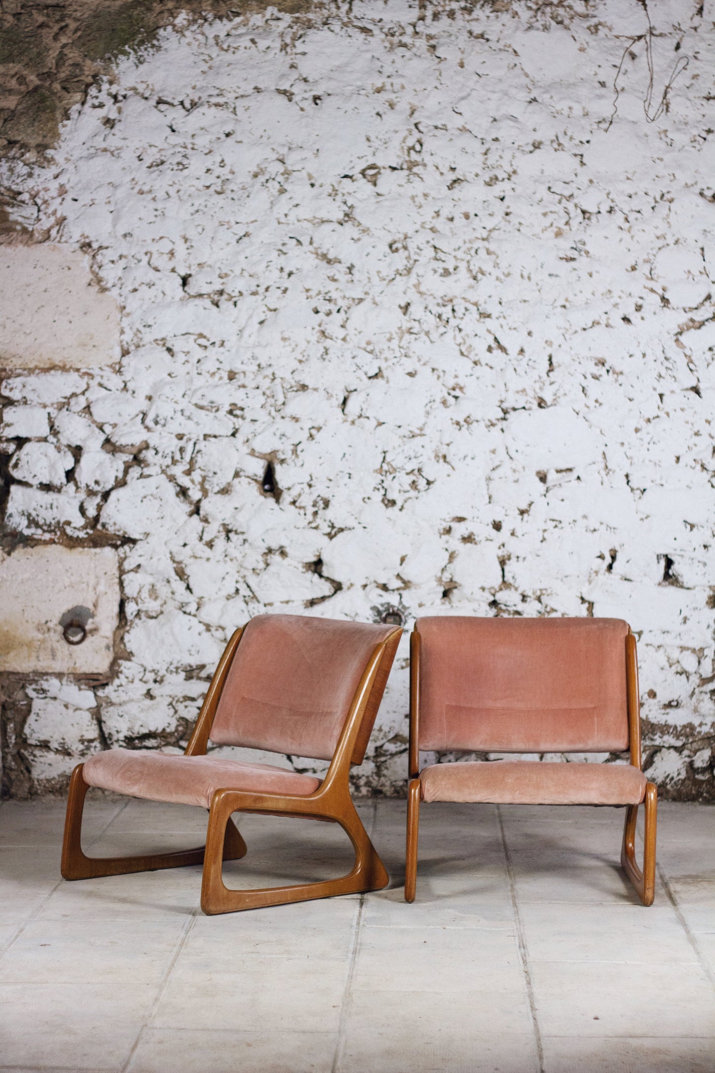 Paire de fauteuils lounge "traineau" Baumann, 1960
