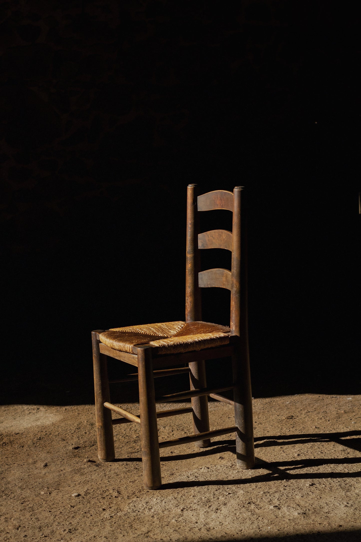 4 chaises brutalistes paille Georges Robert, 1950
