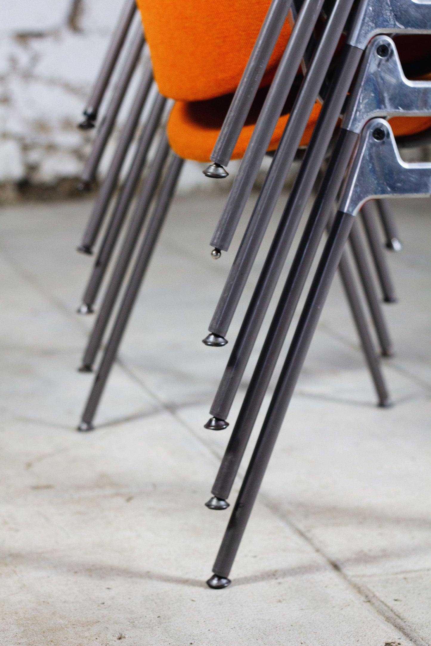 Série de 6 chaises DSC106 par Giancarlo Piretti pour Castelli