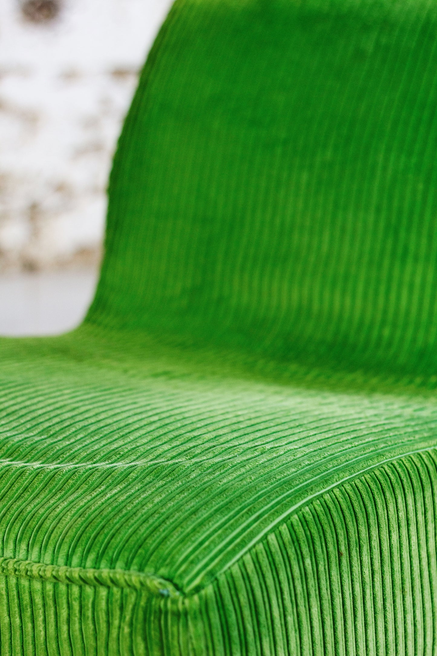 Chauffeuse vintage velours côtelé vert, 1970