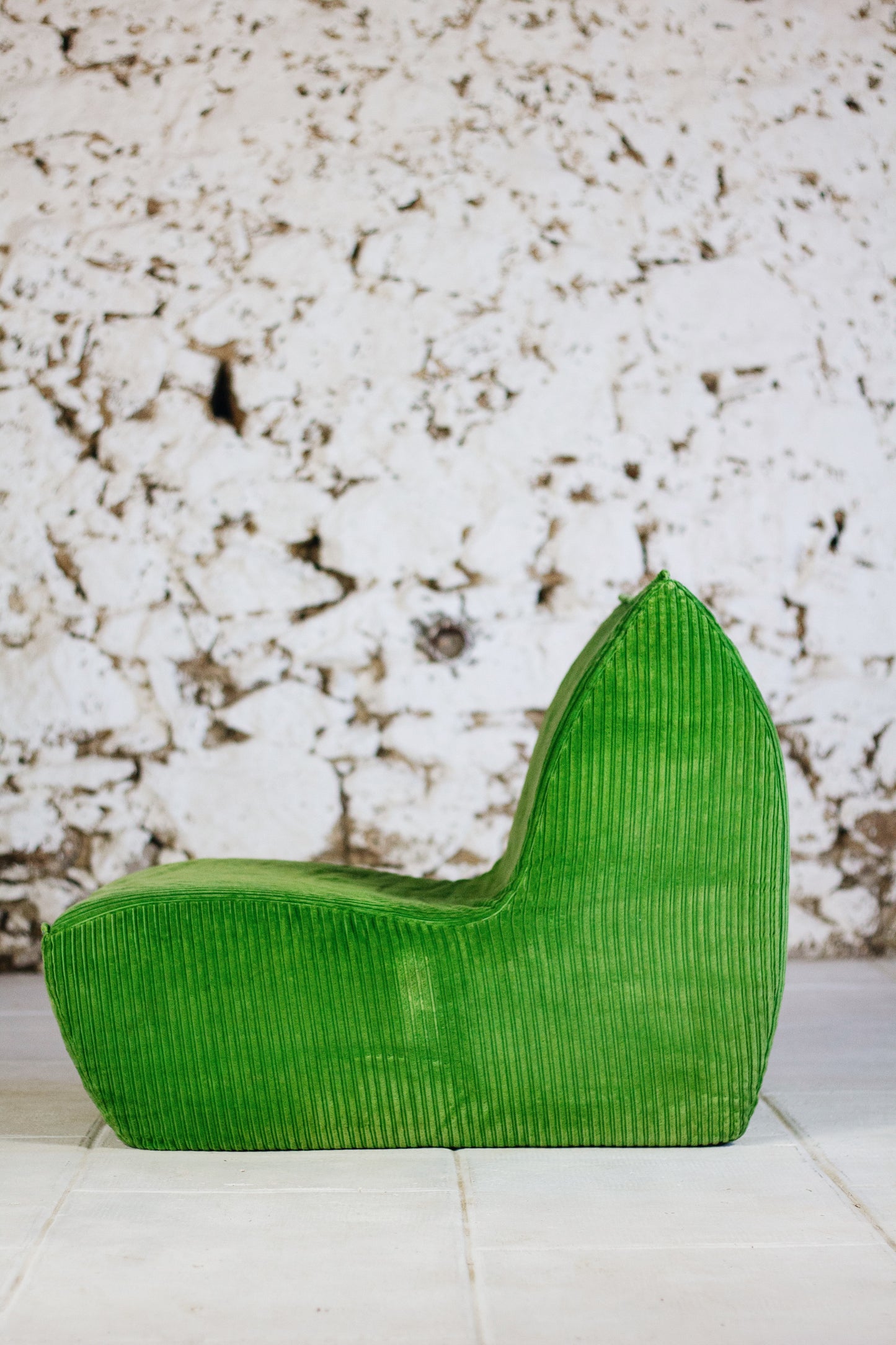 Chauffeuse vintage velours côtelé vert, 1970