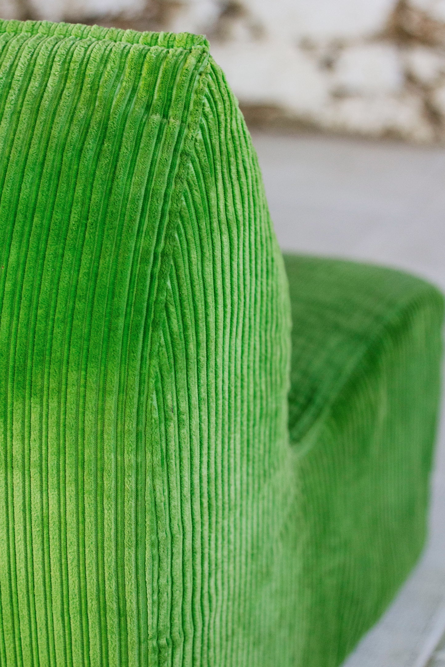 Chauffeuse vintage velours côtelé vert, 1970