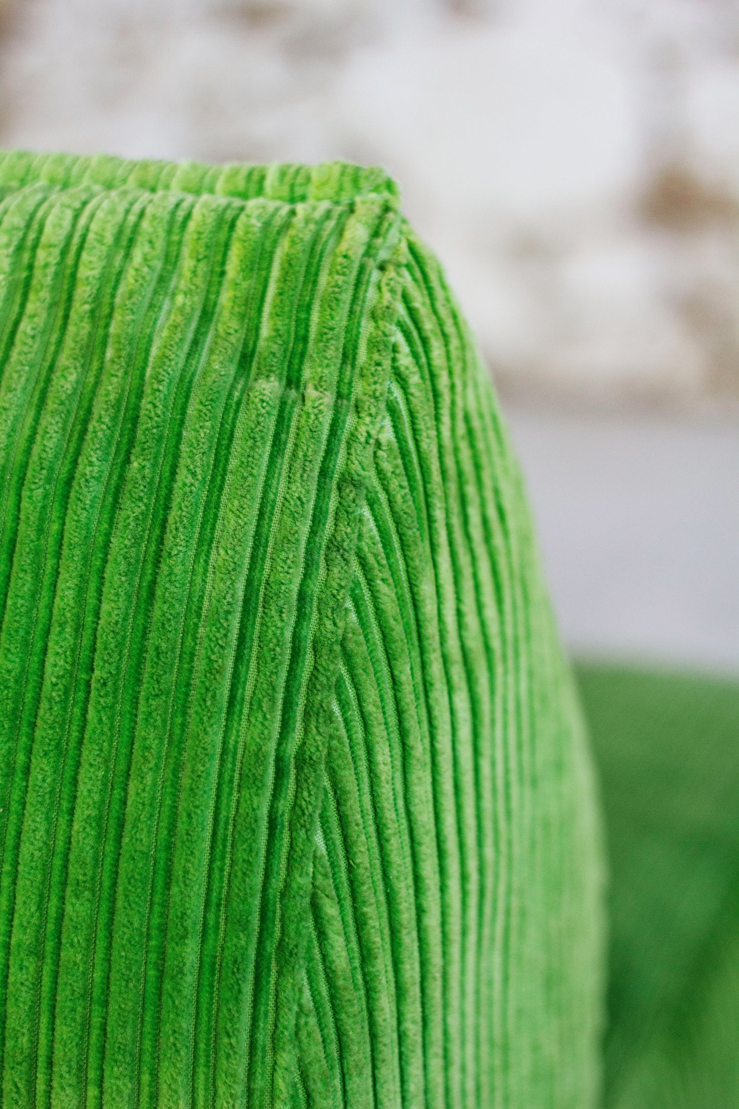 Chauffeuse vintage velours côtelé vert, 1970