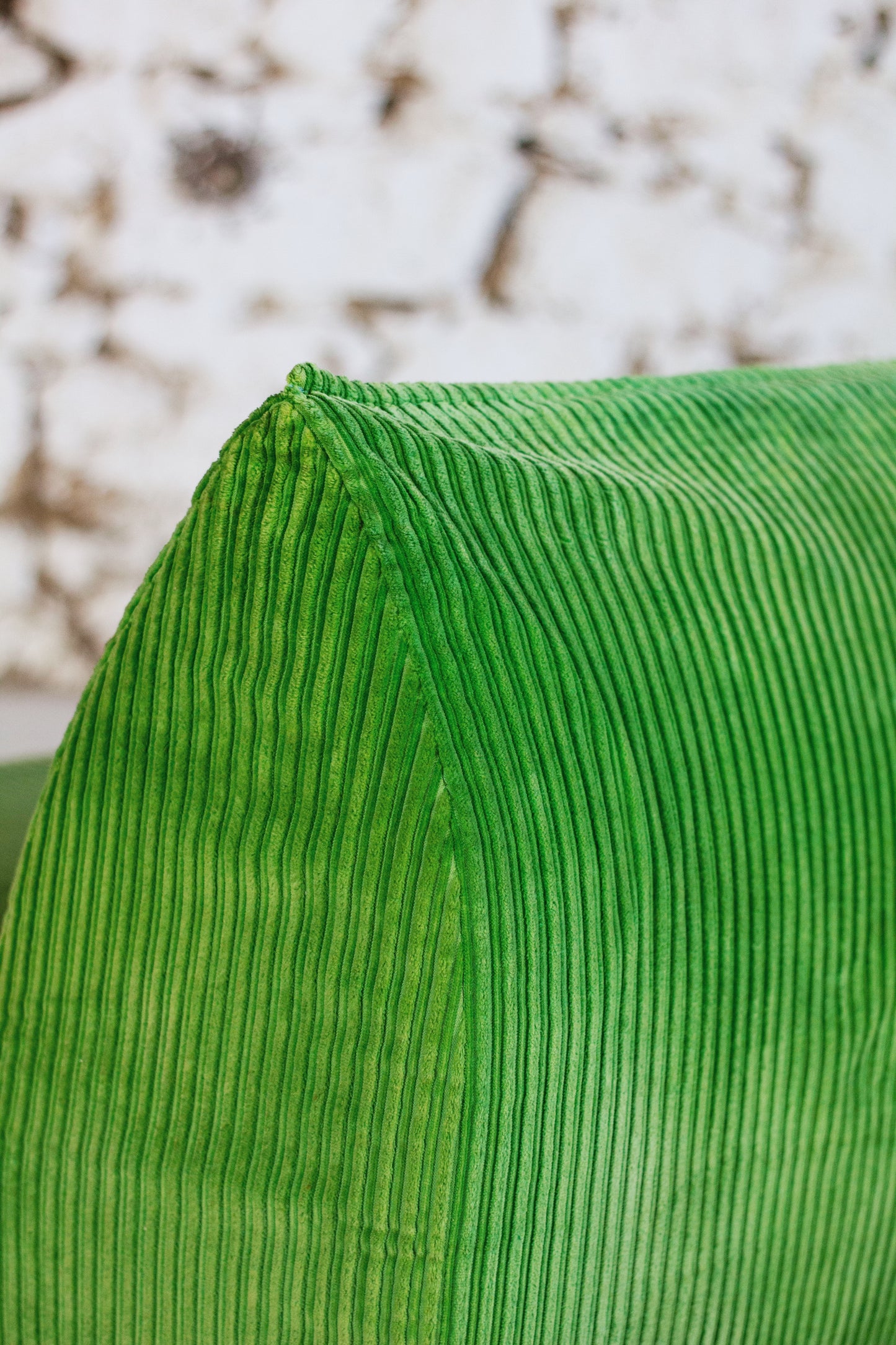 Chauffeuse vintage velours côtelé vert, 1970