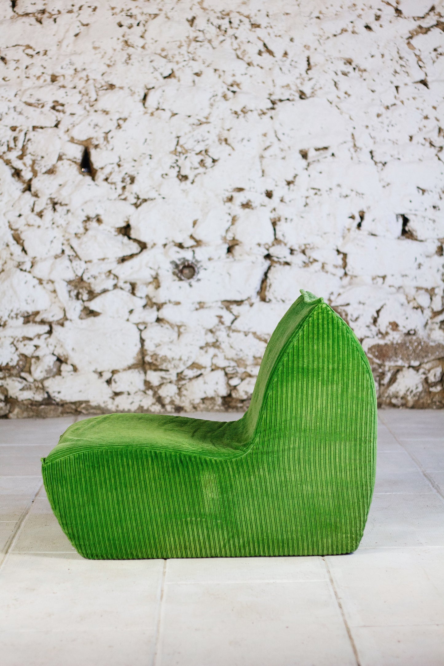 Chauffeuse vintage velours côtelé vert, 1970