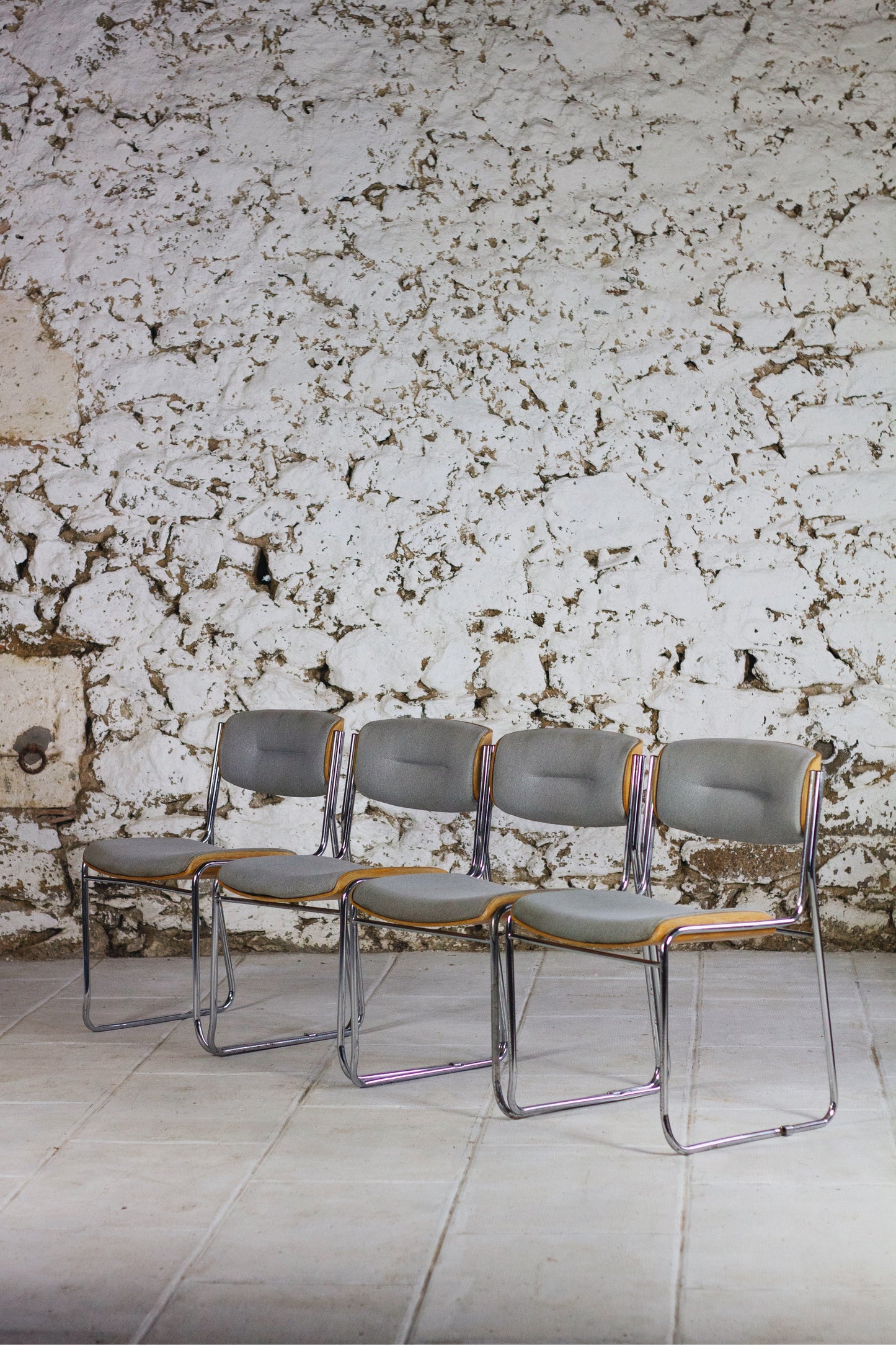 4 chaises de conférence de La Sorbonne, 1970