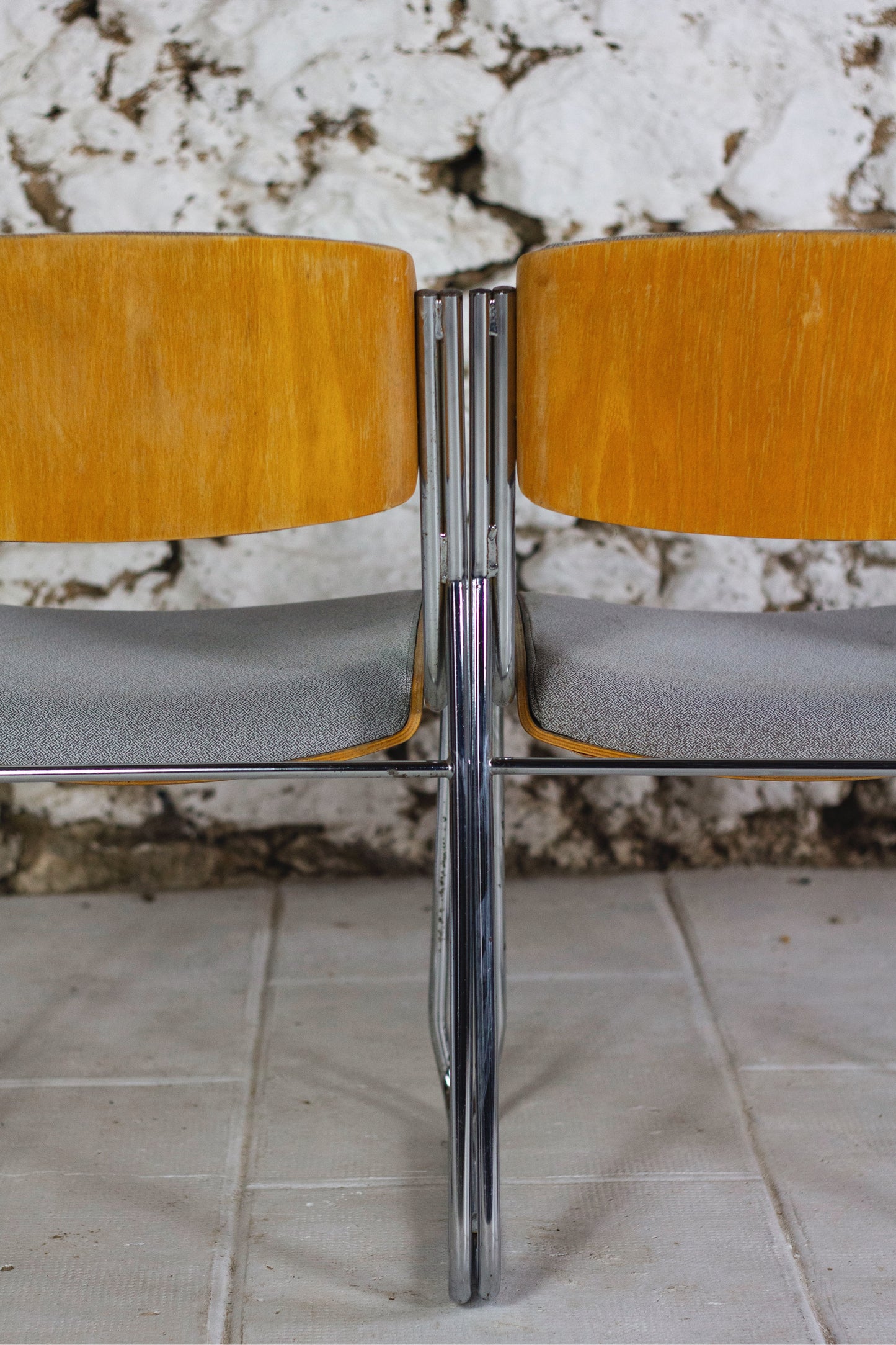 4 chaises de conférence de La Sorbonne, 1970