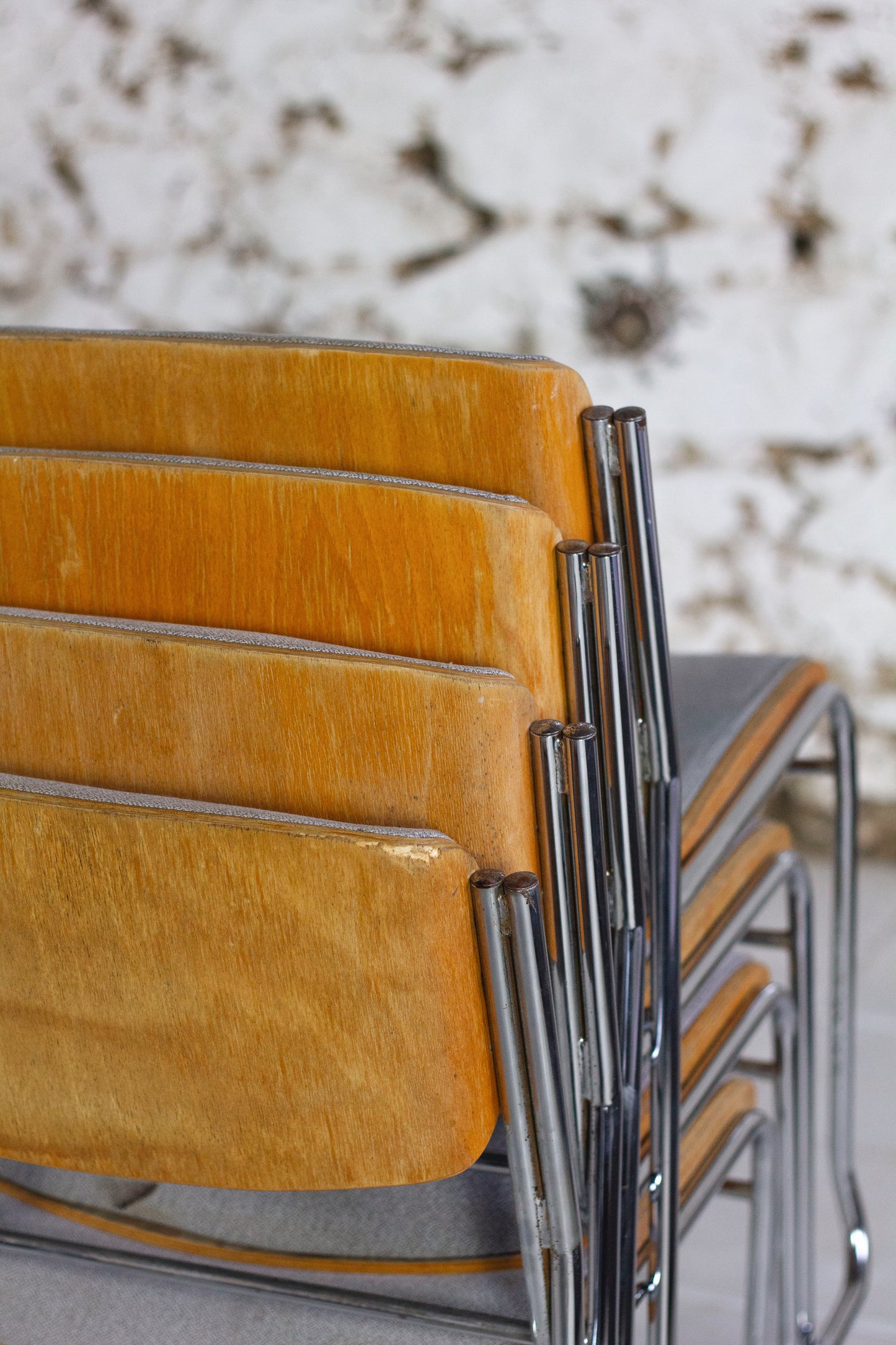 4 chaises de conférence de La Sorbonne, 1970