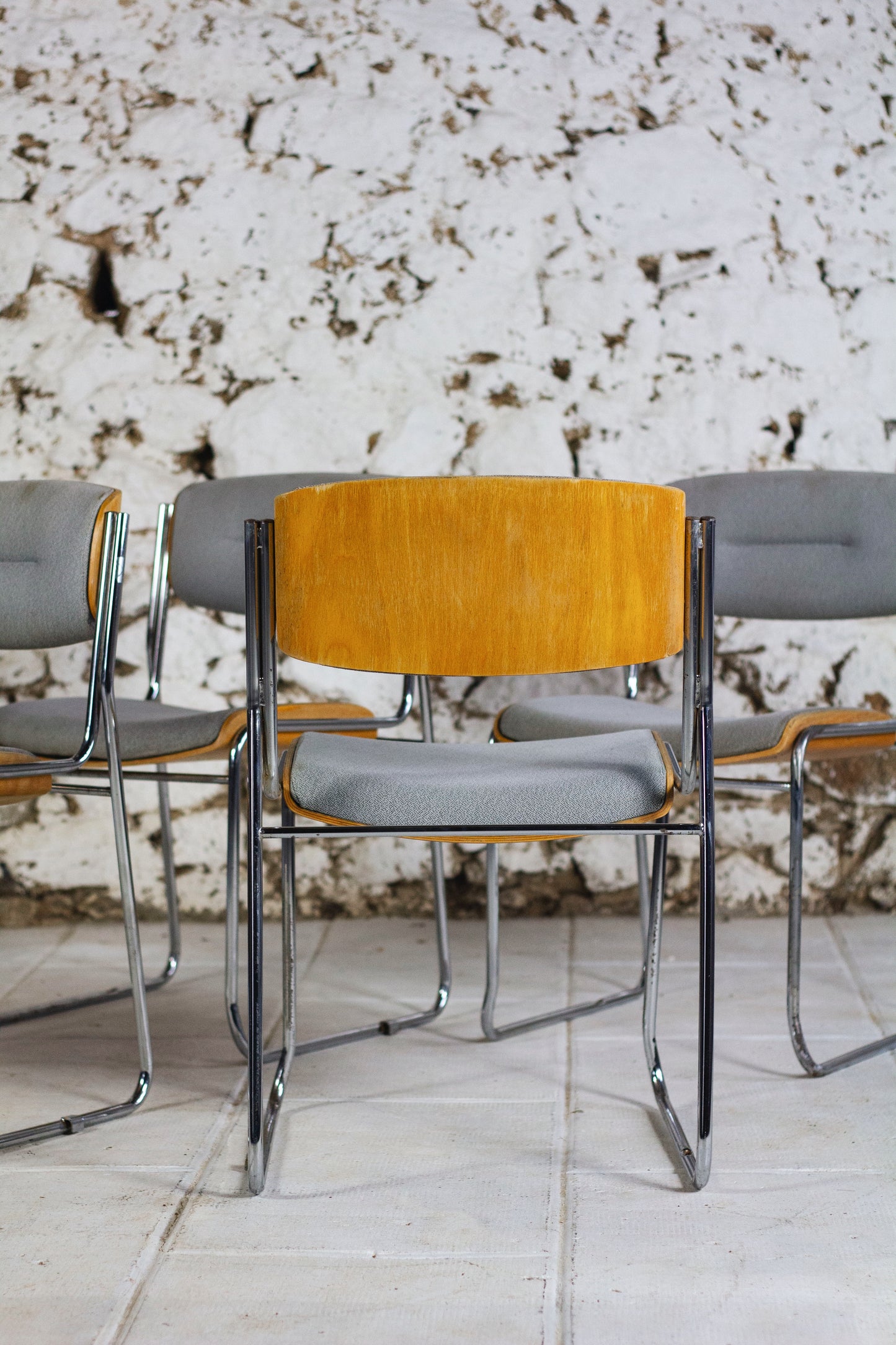 4 chaises de conférence de La Sorbonne, 1970