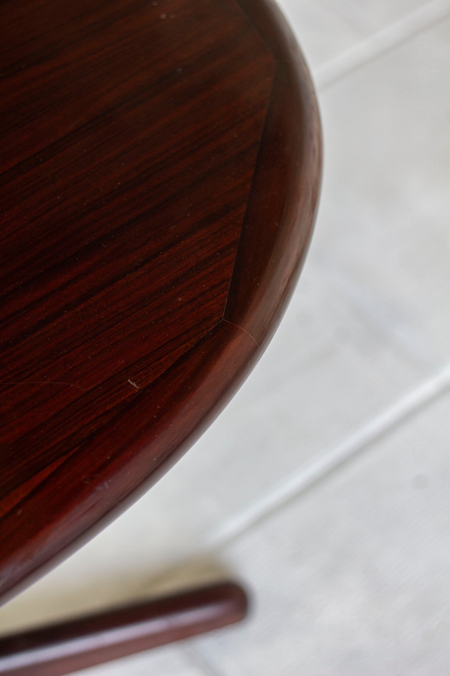 Table à manger danoise extensible en bois de rose par E. Valentinsen, 1960