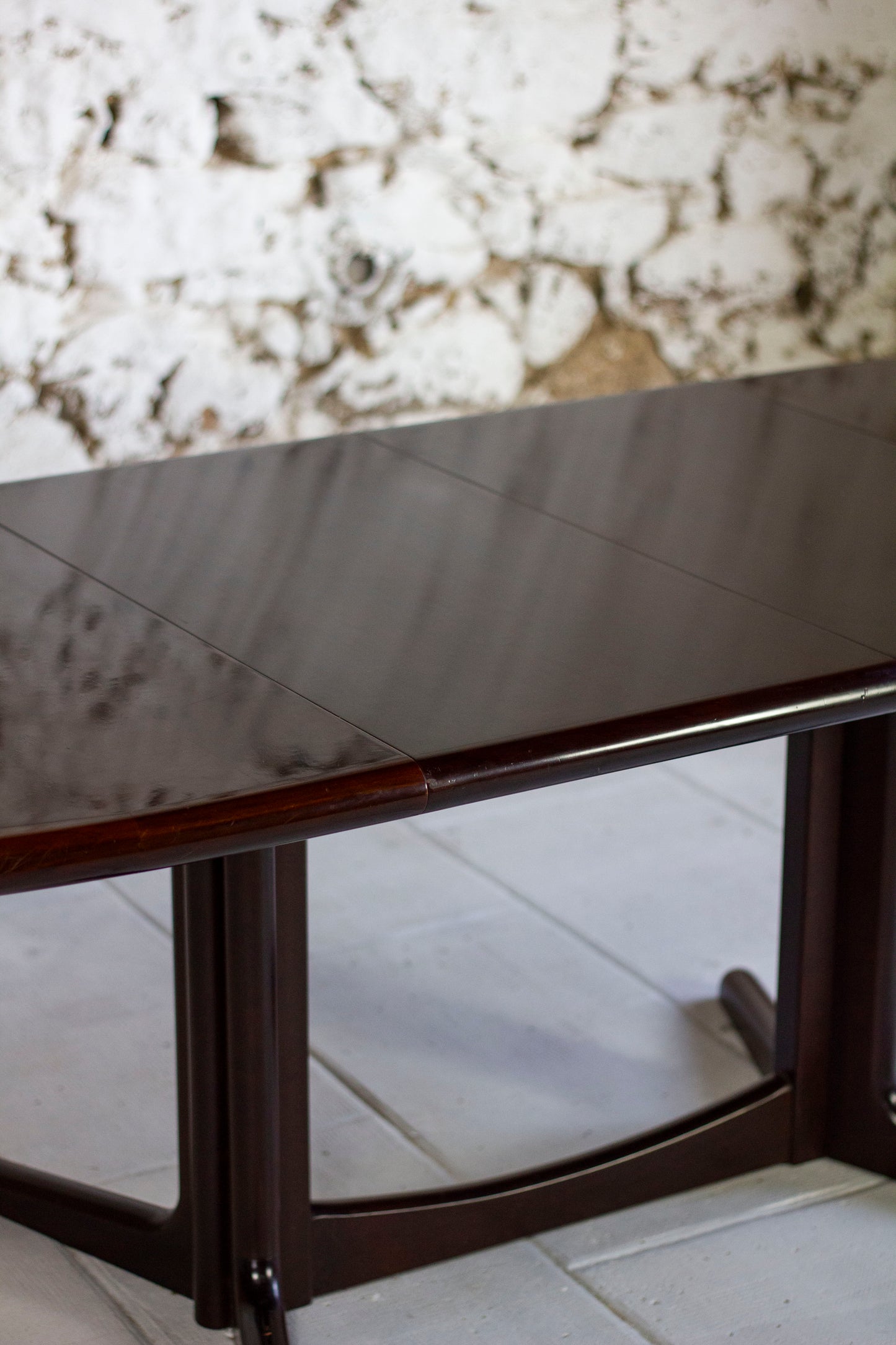 Table à manger danoise extensible en bois de rose par E. Valentinsen, 1960