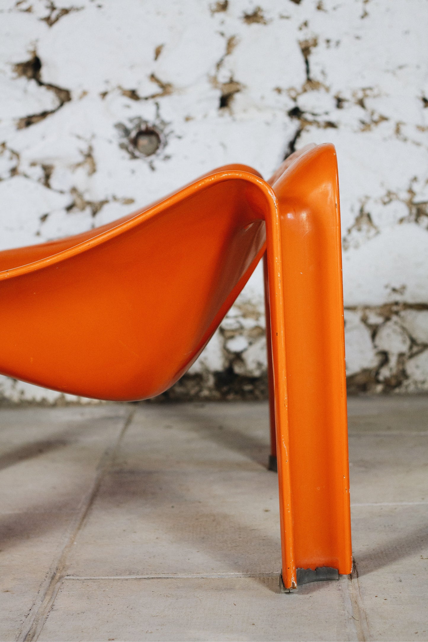 Fauteuil F300 orange Pierre Paulin pour Artifort