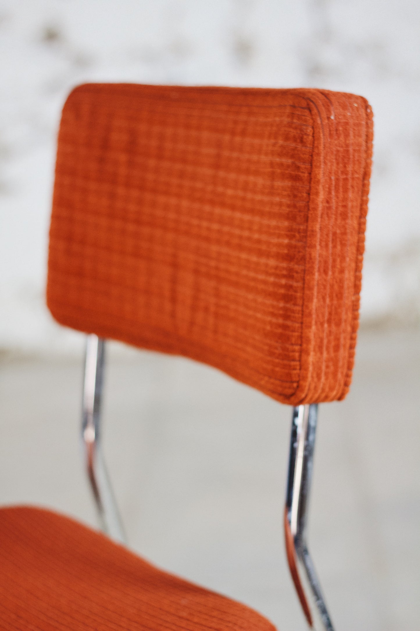 Chaise en velours vintage, 1970