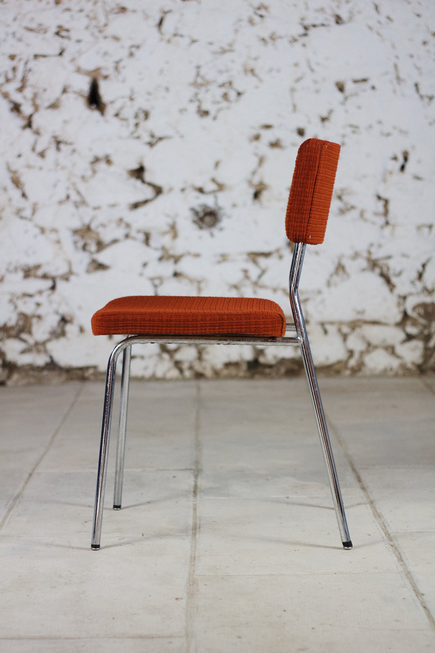 Chaise en velours vintage, 1970