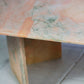 Table basse en marbre rose, 1970