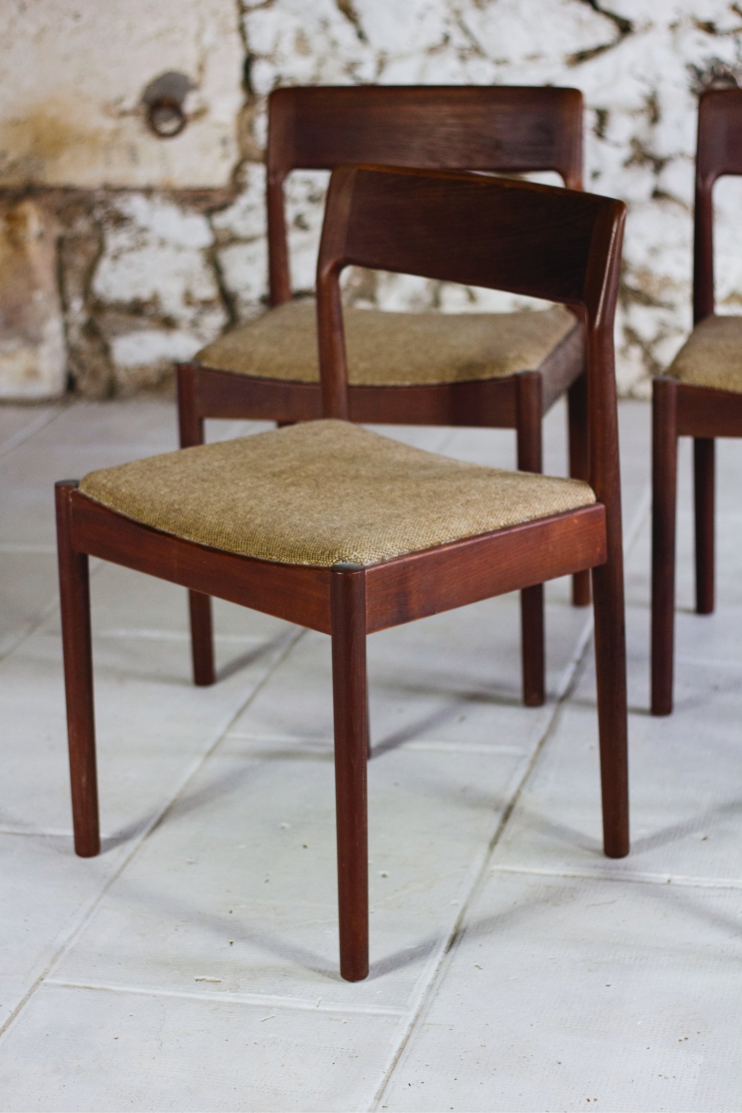Ensemble de 4 chaises et 2 fauteuils en teck par Johannes Nørgaard pour Møbelfabrik, 1960