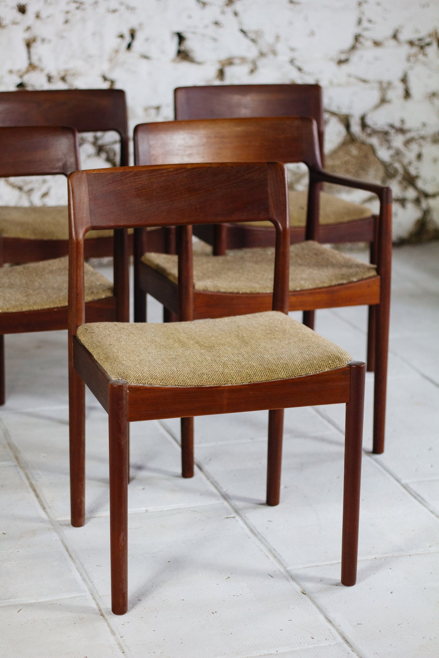 Ensemble de 4 chaises et 2 fauteuils en teck par Johannes Nørgaard pour Møbelfabrik, 1960