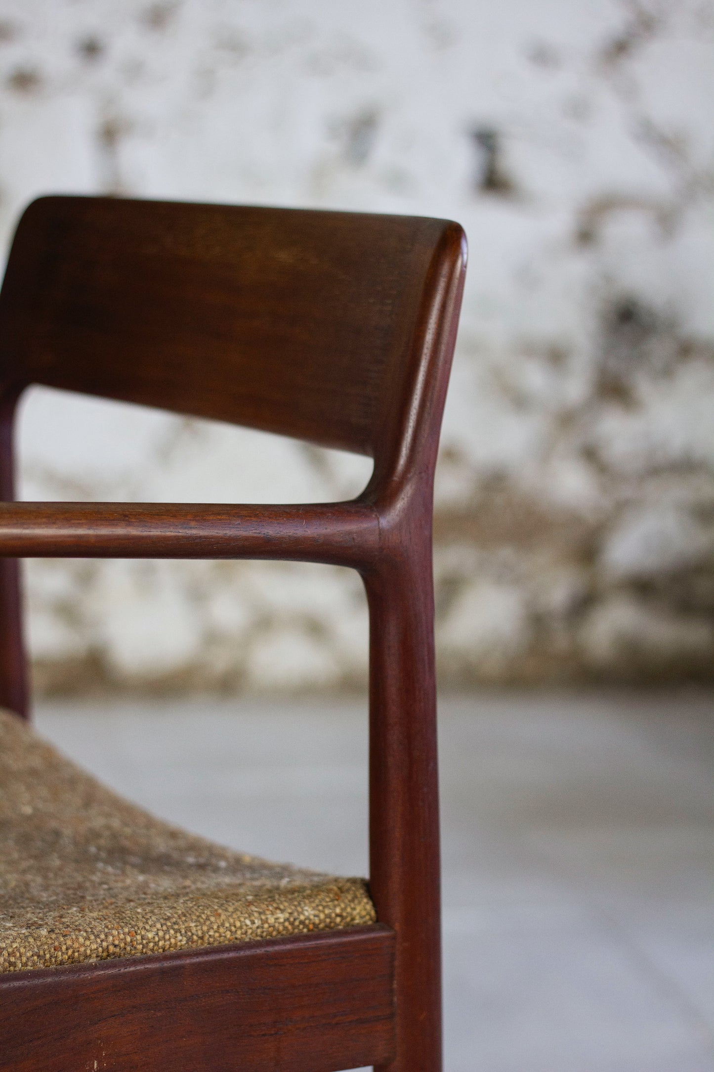 Ensemble de 4 chaises et 2 fauteuils en teck par Johannes Nørgaard pour Møbelfabrik, 1960