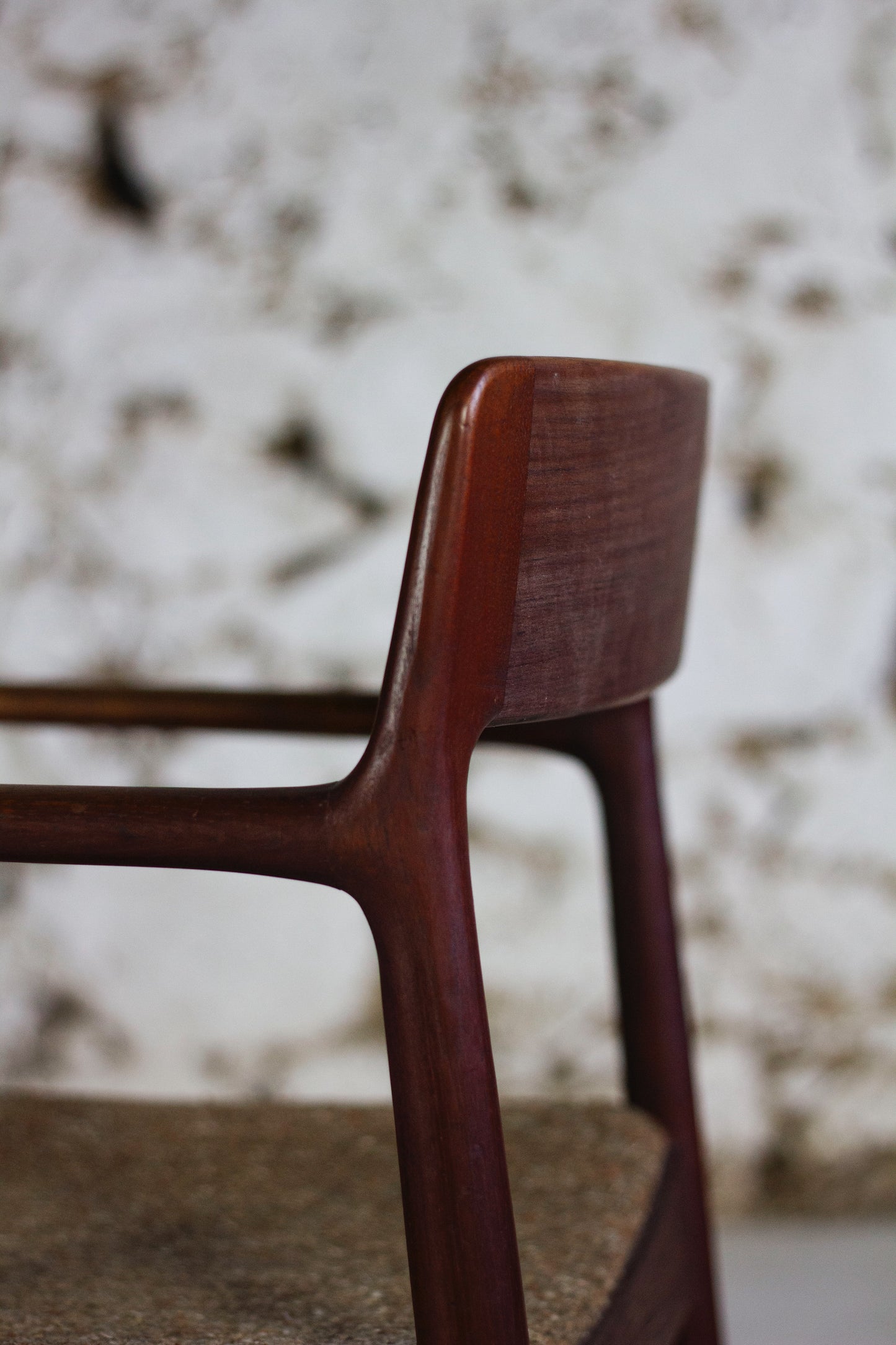 Ensemble de 4 chaises et 2 fauteuils en teck par Johannes Nørgaard pour Møbelfabrik, 1960