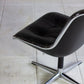 Fauteuil de bureau en cuir noir de Charles Pollock pour KNOLL