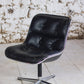 Fauteuil de bureau en cuir noir de Charles Pollock pour KNOLL