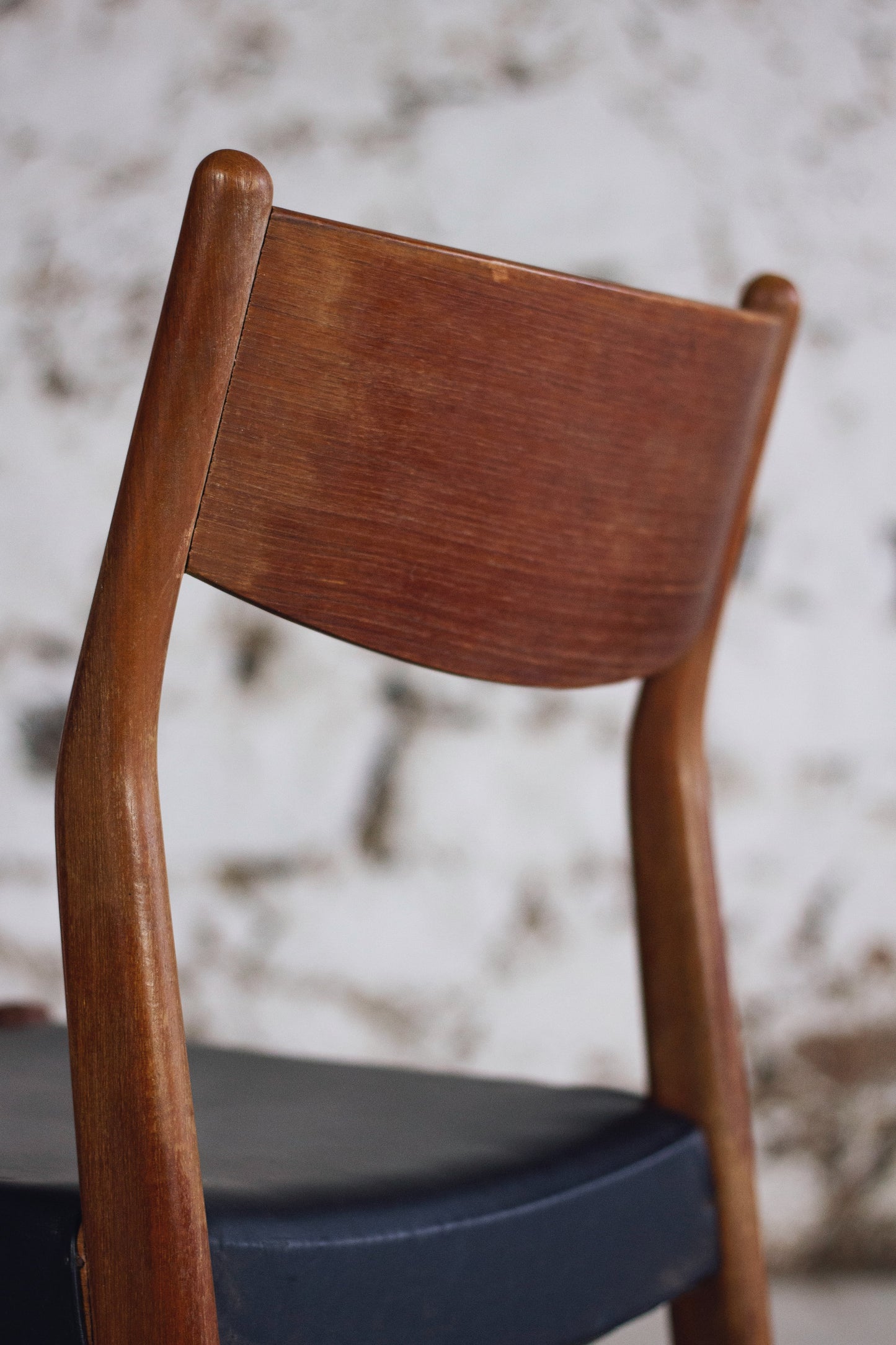 4 chaises scandinaves Fristho Franeker teck et skaï, 1960